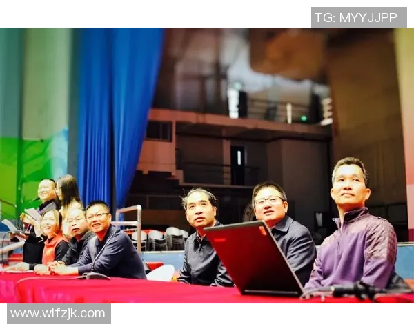 广州羽毛球队团队协作的成功之道与发展策略探讨